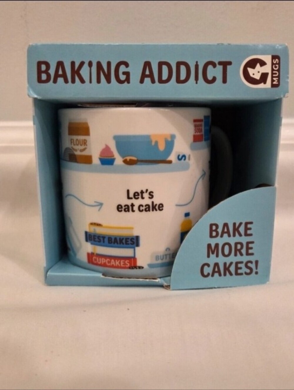 "Baking addict" coffee mug 12 Oz